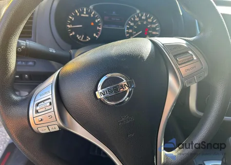 2017 Nissan Altima 2.5 from USA, damaged, VIN 1N4AL3AP0HC206167